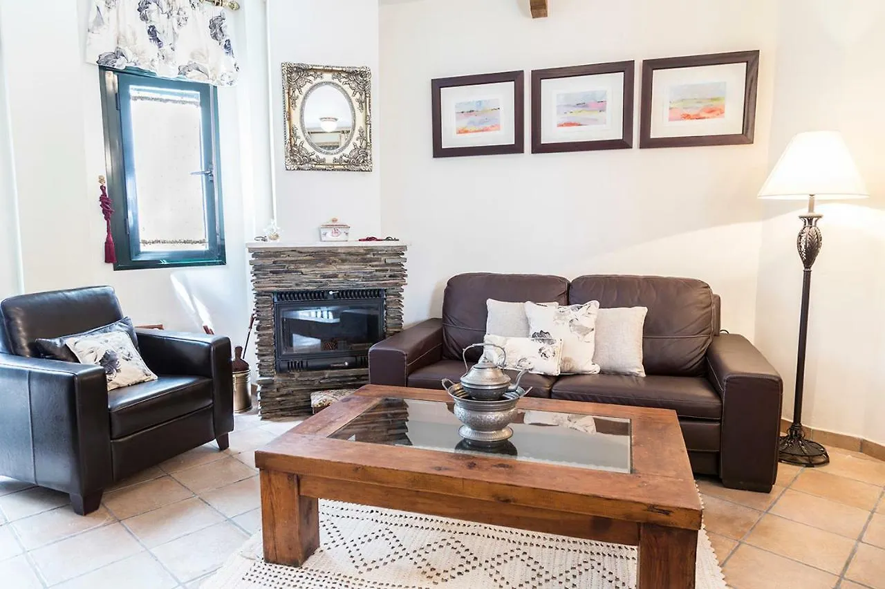 Mafloras Suites El Bosque